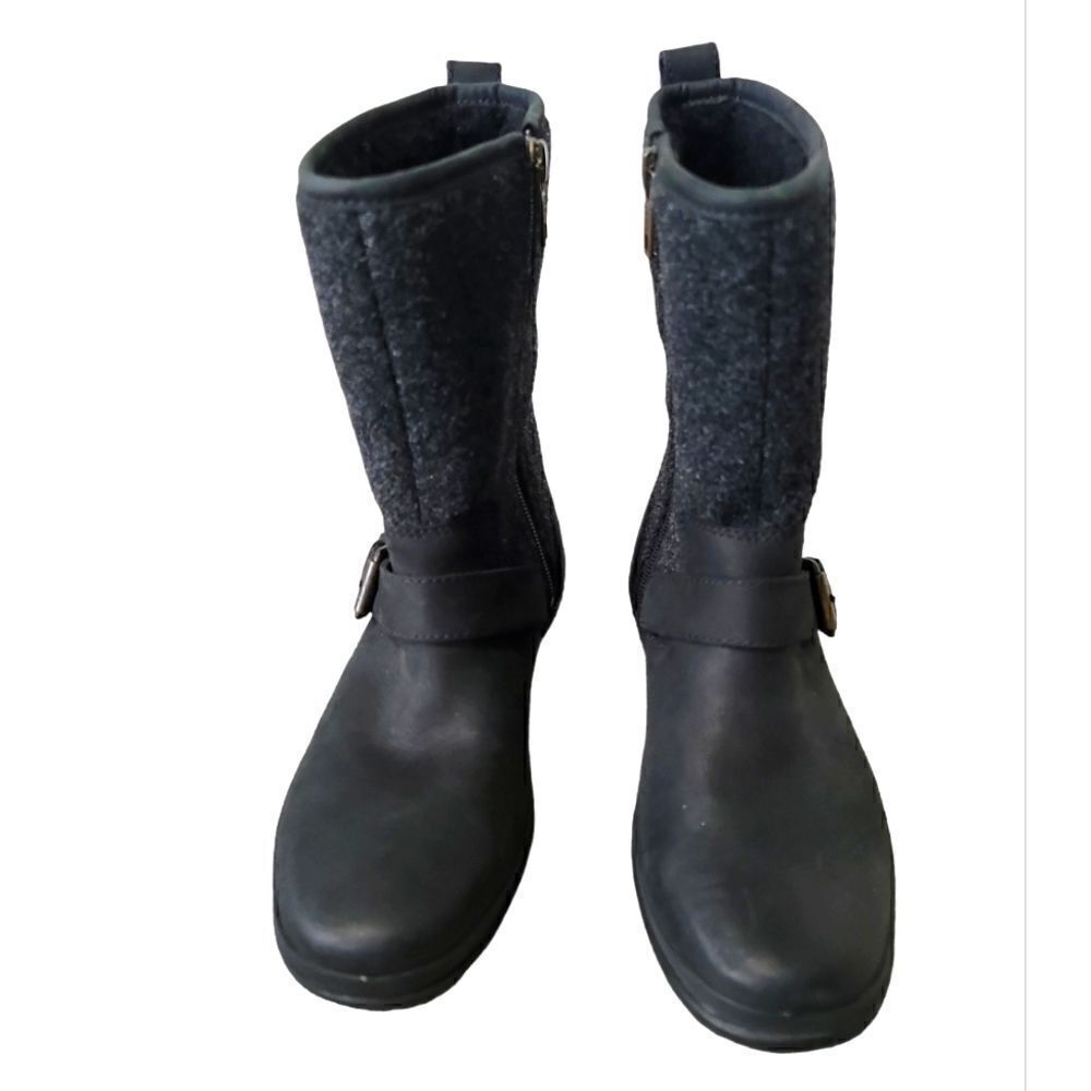 UGG Australia Black Ankle  Boots Sz 5